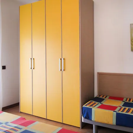 La Quercia-le Farnie - Cao422 By Interhome La Fagiana